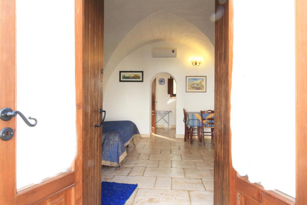 Отель Masseria Brancati Остуни Экстерьер фото